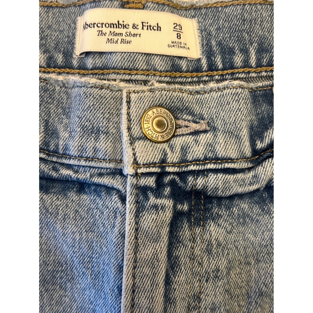 Abercrombie & Fitch The Mom Short Mid Rise Light Wash Distressed Denim Size 29 8
